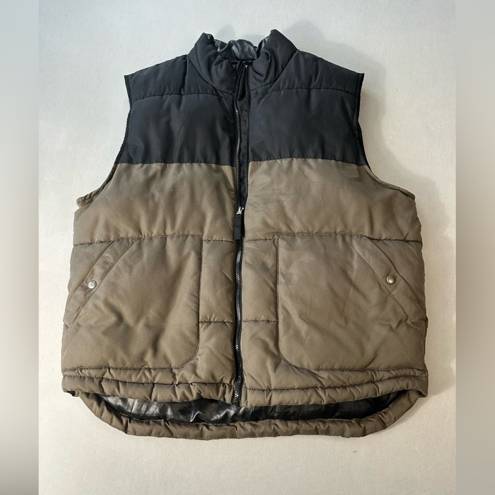 St. John's Bay Black Puffer Vest